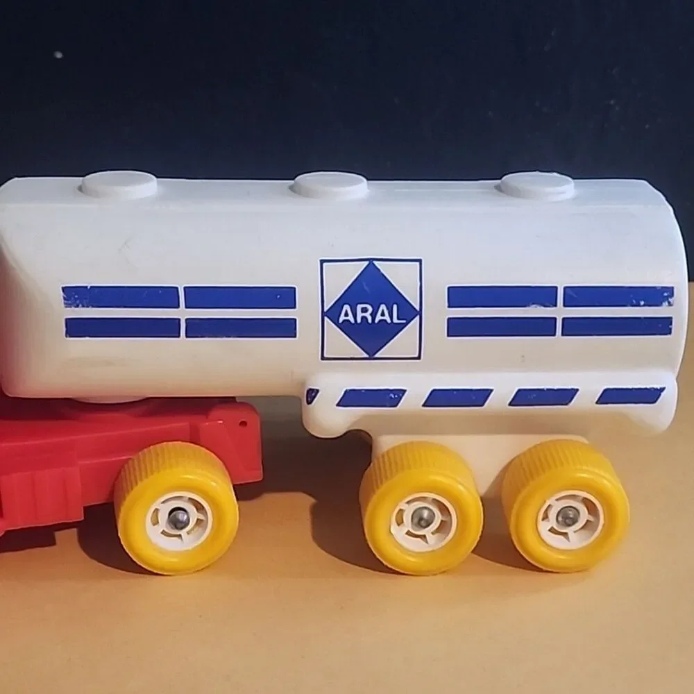 Aral Tanker Toy Truck Vintage Viking Plastic made in Sweden.